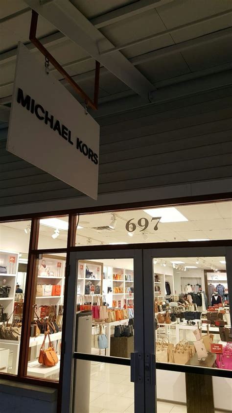 Michael Kors outlet leesburg